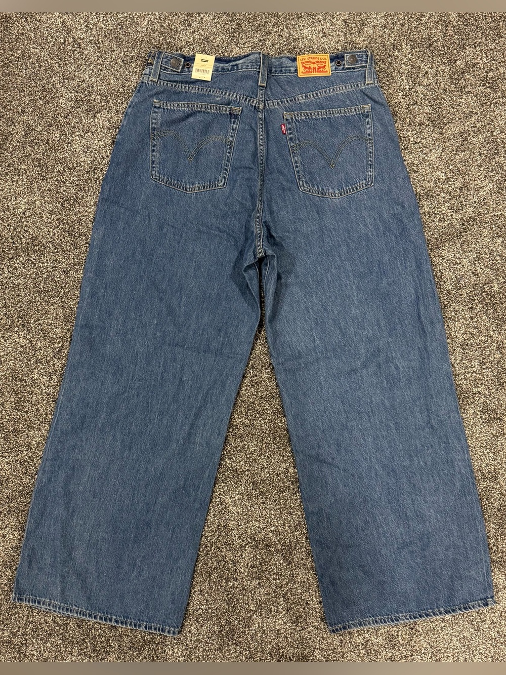 Levis Jeans Women 33x31 Blue Cinch Baggy Lightweight Wide Straight Leg High Rise - Picture 2 of 12